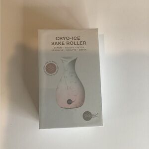 Cryo-Ice Pink Sake Roller – Depuff & Sculpt